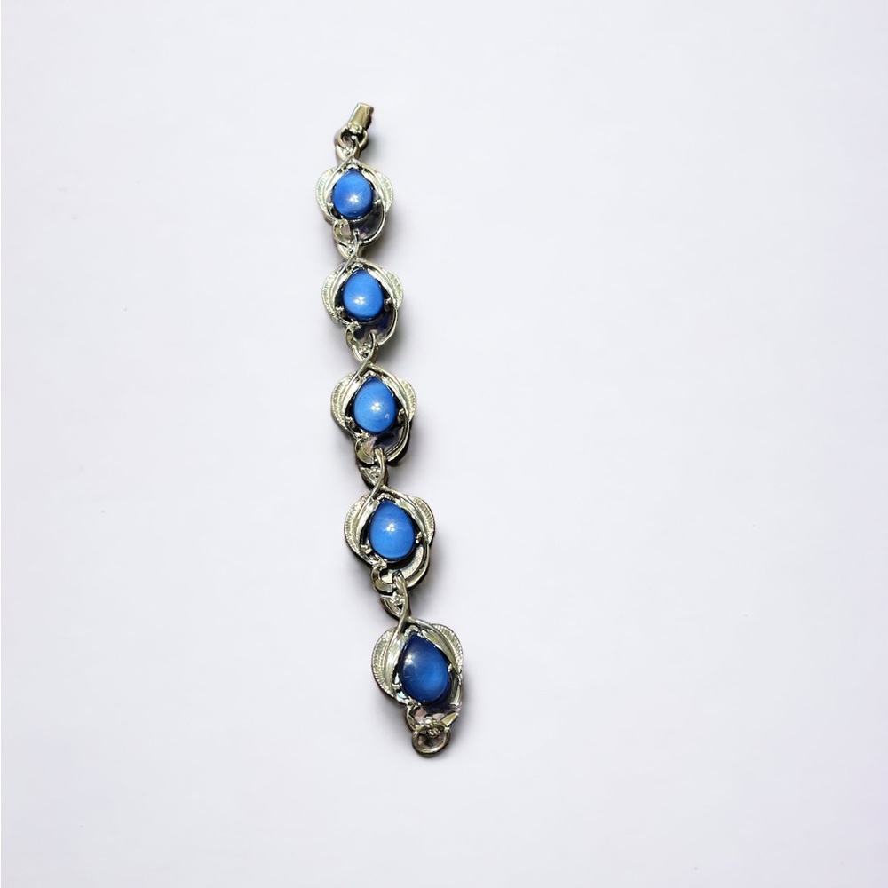 Silver Toned Bracelet with Blue Accents